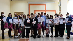 Общественник из Чернянки Рита Мирошникова поблагодарила своих главных волонтёров за помощь