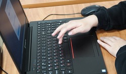 Аферисты представляются сотрудниками Банка России и предлагают закрыть «международный счёт»