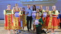 Хореографический ансамбль «Радость» вернулся из Санкт-Петербурга с наградами