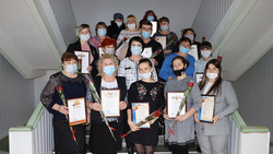 Активисты из Чернянского района получили награды от руководителя муниципалитета