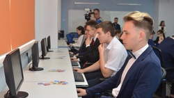100 белгородских школьников получат доступ к курсам онлайн-университета Skillbox
