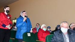 Руководитель муниципалитета Татьяна Круглякова встретилась с жителями Малотроицкого