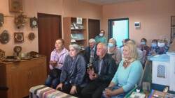 Культработники Малотроицкого организовали праздничное чаепитие для пожилых земляков