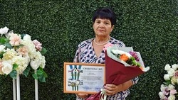 Имя Галины Валентиновны Домановой из Русской Халани заняло достойное место в районной Книге почёта