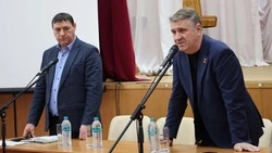 Глава муниципалитета Сергей Морозов провёл встречу с жителями микрорайона Сахарный завод в Чернянке