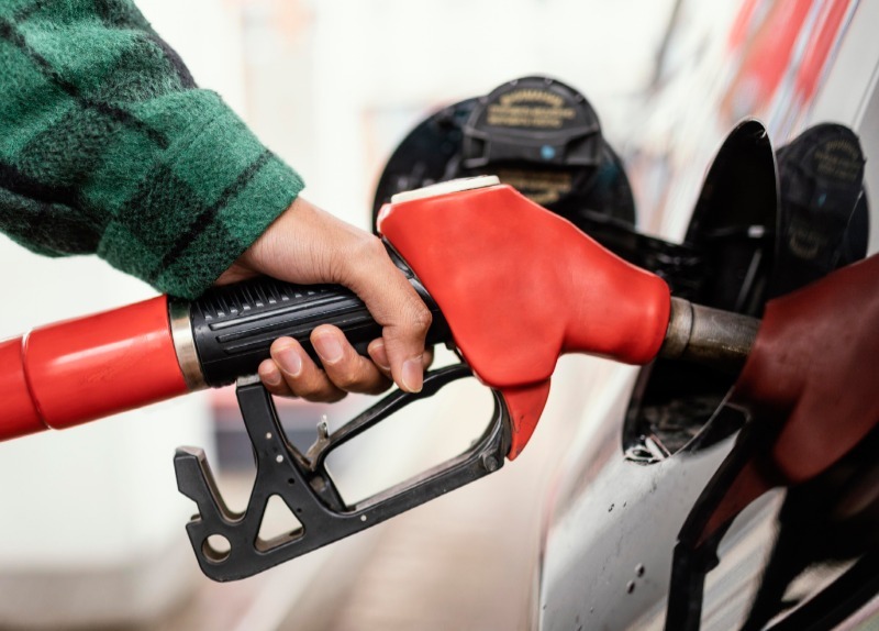 Вячеслав Гладков прокомментировал вопрос о резком росте цены на бензин