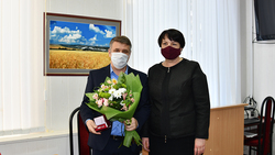 Четыре жителя Чернянского района получили региональные награды за трудовые достижения
