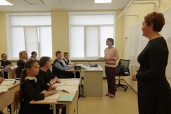 Депутат Госдумы Наталия Полуянова с рабочим визитом побывала в Чернянском районе