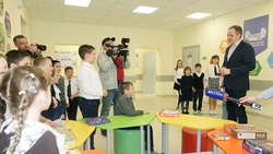 Вячеслав Гладков: «Мы строим и создаём лучшие школы в стране»
