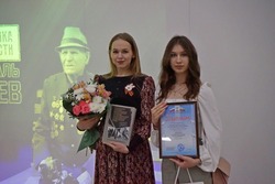 София Мухина и Виктория Шевцова из Малотроицкого победили в конкурсе
