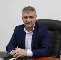 Глава муниципалитета Сергей Морозов пожелал чернянцам мира и достатка