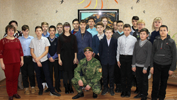 Культработники из Ездочного провели для школьников встречу «Героям Отечества посвящается»