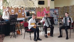 Воспитанники ездоченской детской школы искусств порадовали зрителей «Весенним экспромтом»