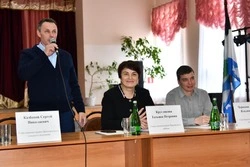Глава Прилепенской администрации Сергей Казбанов призвал жителей навести порядок у домов