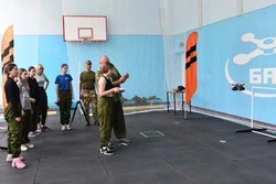 Ольшанская средняя школа стала площадкой обучения эксплуатации и сборке БАС