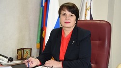 Глава администрации района Татьяна Круглякова поздравила чернянцев с Днём посёлка