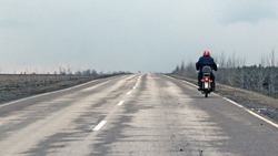 Сотрудники чернянской госавтоинспекции напомнили жителям правила езды на мопедах и велосипедах