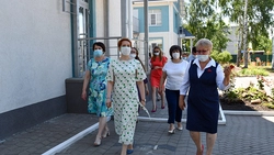 Спикер облдумы Наталия Полуянова оценила ход капремонта чернянских объектов соцсферы
