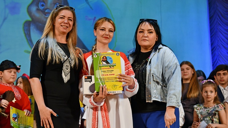 София Ченцова из Огибного стала обладательницей Гран-при фестиваля «Весенние ласточки — 2025»