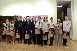 Девять юных чернянцев получили паспорта граждан РФ 