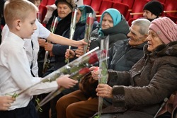 Жители Ездочного и Новой Масловки встретились с представителями власти