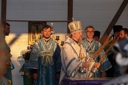 Владыка Иоанн возглавил всенощное бдение в канун Успения Пресвятой Богородицы в Чернянке