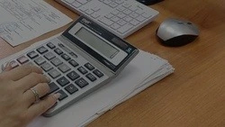 Специалисты белгородской налоговой службы напомнили о приближении срока уплаты платежей