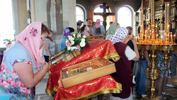Чернянцы поклонились образу и мощам Матроны Московской в Успенском храме
