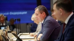 Вячеслав Гладков поставил задачу создать кадровый профицит медработников в Белгородской области