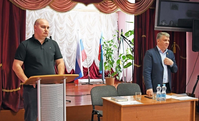 Глава округа Сергей Морозов встретился с жителями Волоконовского территориального управления