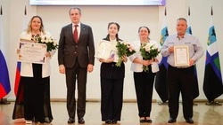 Юные чернянцы стали стипендиатами губернатора Белгородской области