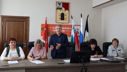 Руководитель Чернянского района Сергей Морозов заключил контракт о пребывании в «Барс-Белгород»