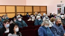 Чернянские власти продолжили встречи с населением 