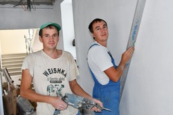 Братья Виталий и Андрей Осадченко выбрали для себя профессию строителя