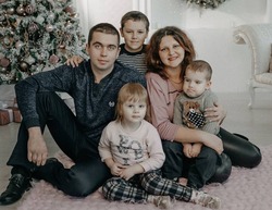 Многодетная мама из села Савенково Валентина Андреева рассказала о традициях своей семьи