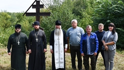 Родственники репрессированных граждан собрались в хуторе Богатый на месте расстрела людей