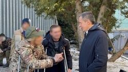 Вячеслав Гладков отвёз дополнительные расходные материалы военнослужащим в госпитале 