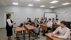 Белгородцы смогут получить ответы на вопросы о формате обучения по телефону 122 