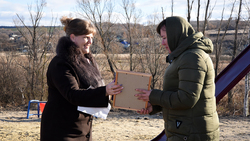 Жители Нижнего Кузькино обустроили детскую игровую площадку на средства гранта