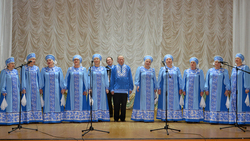 Хор чернянского отделения ВОС «Возрождение» выступил с концертом в Малотроицком
