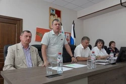 Депутаты утвердили кандидатов на звание Почётного гражданина района и для занесения в Книгу почёта 