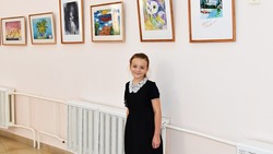 Юная художница из Чернянки Полина Скляренко представила свою первую персональную выставку