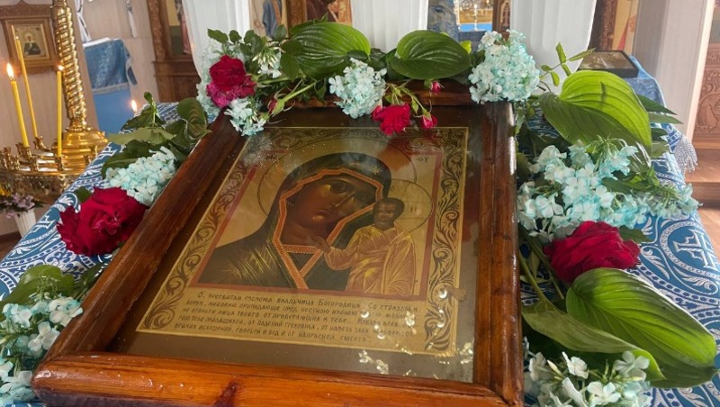 Жители Комаревцево отметили престольный праздник села