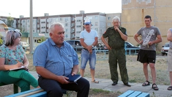 Чернянские власти решат проблему беспорядочной стоянки автомобилей в микрорайоне Кольцова