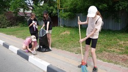 Специалисты Госинспекции труда дали советы родителям юных чернянцев о трудоустройстве подростков