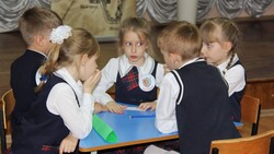 Второклассники белгородской школы проверили свои знания в интеллектуальной игре