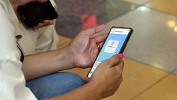 Чернянцы смогут купить билет в кино или на концерт через мессенджер МАХ