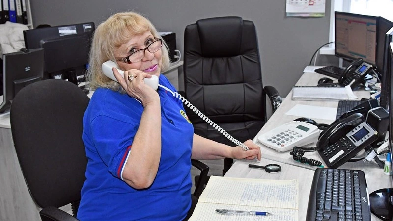 Любовь Самотягина из Чернянки более 15 лет трудится в Единой дежурной диспетчерской службе — 112