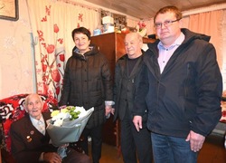 Участник Великой Отечественной Яков Егорович Андреев принимал поздравления с днём рождения