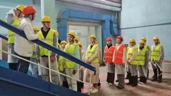 Учащиеся чернянского агрокласса побывали на экскурсии на сахарном заводе